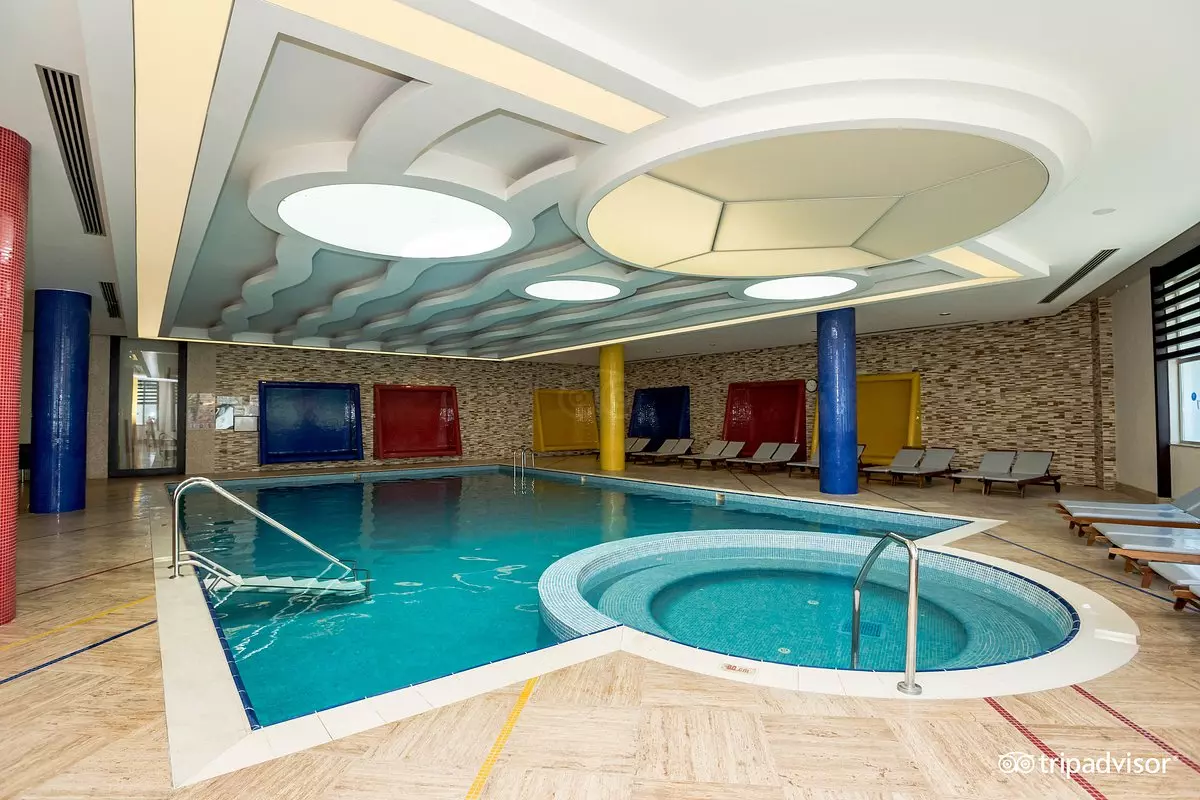 هتل ملاس لارا آنتالیا